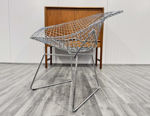 vintage wire diamond chair by harry bertoia